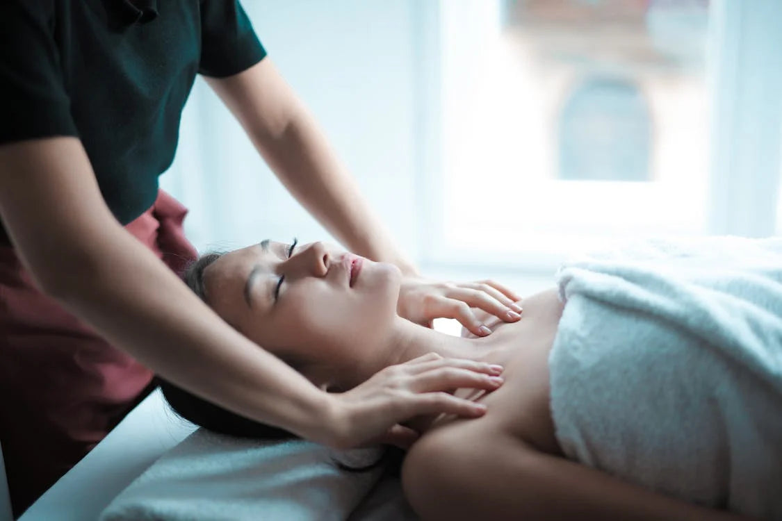 Perfecting the Chair Massage Technique for Deep Relaxation