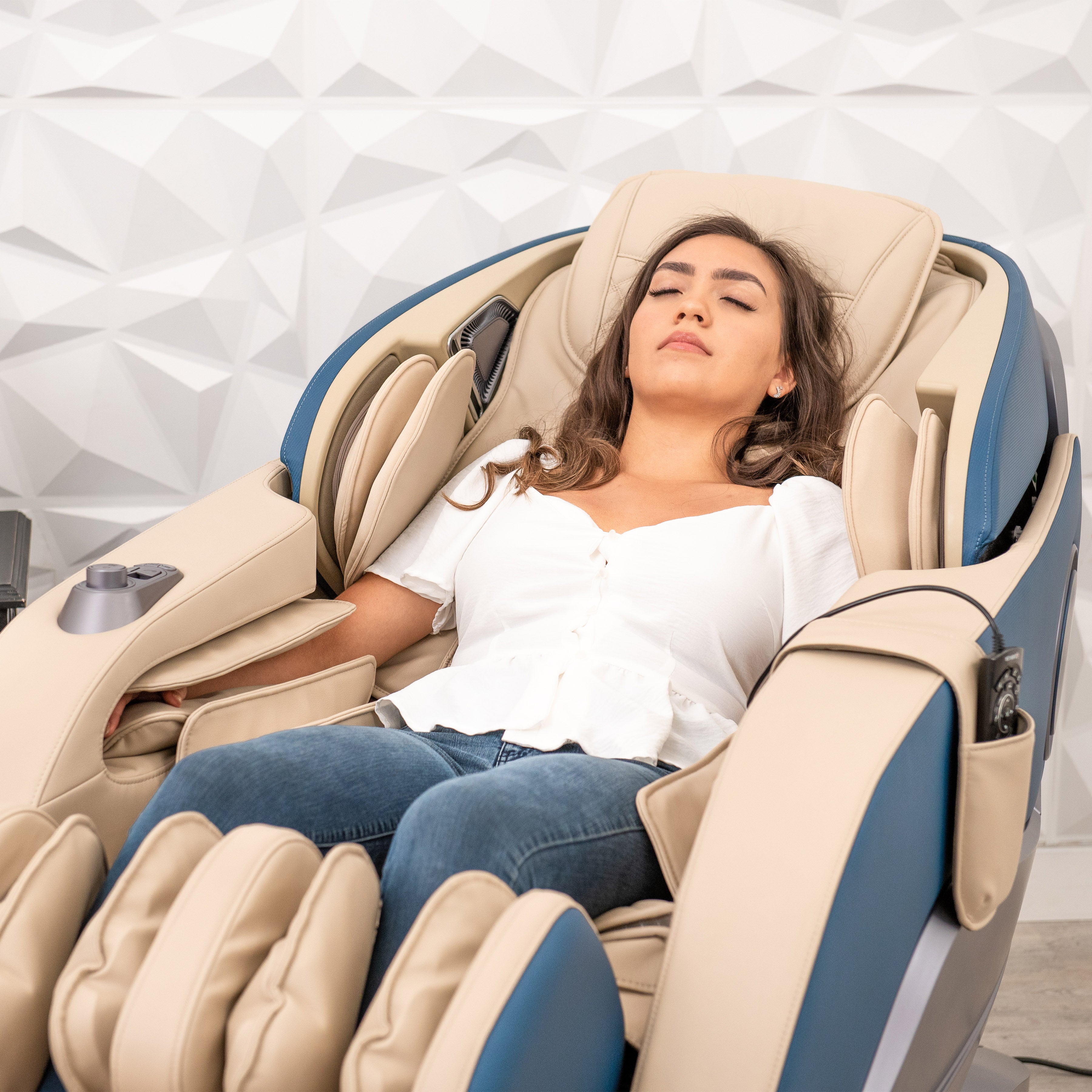 Are Zero Gravity Massage Chairs Right for You? Weighing the Pros and Cons